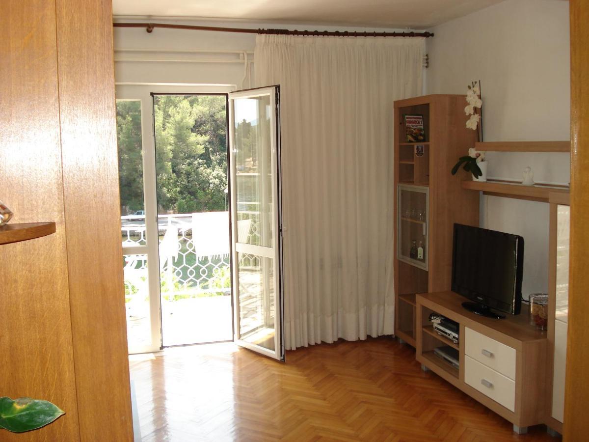 Apartments Luka Корчула Экстерьер фото