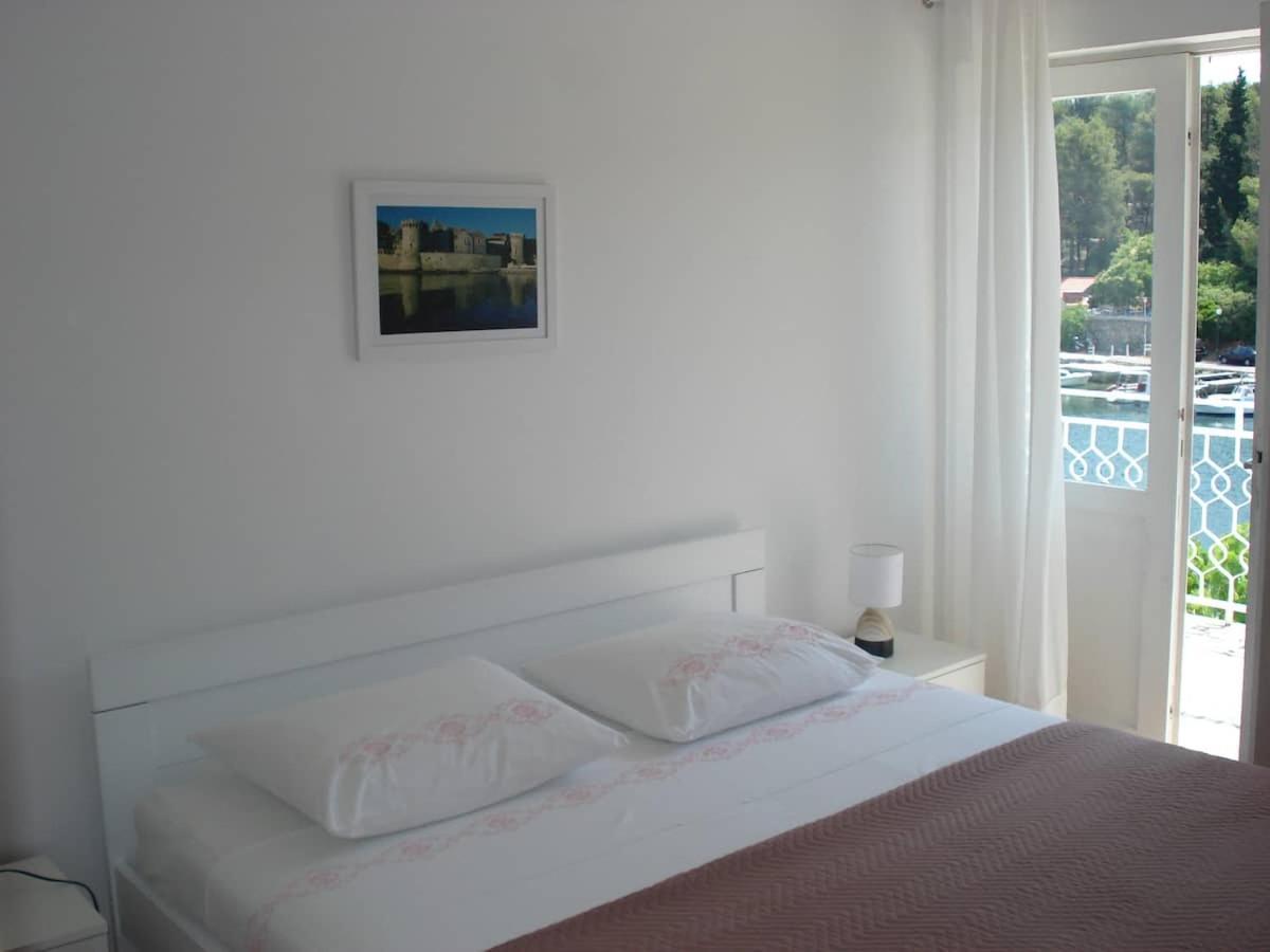 Apartments Luka Корчула Экстерьер фото