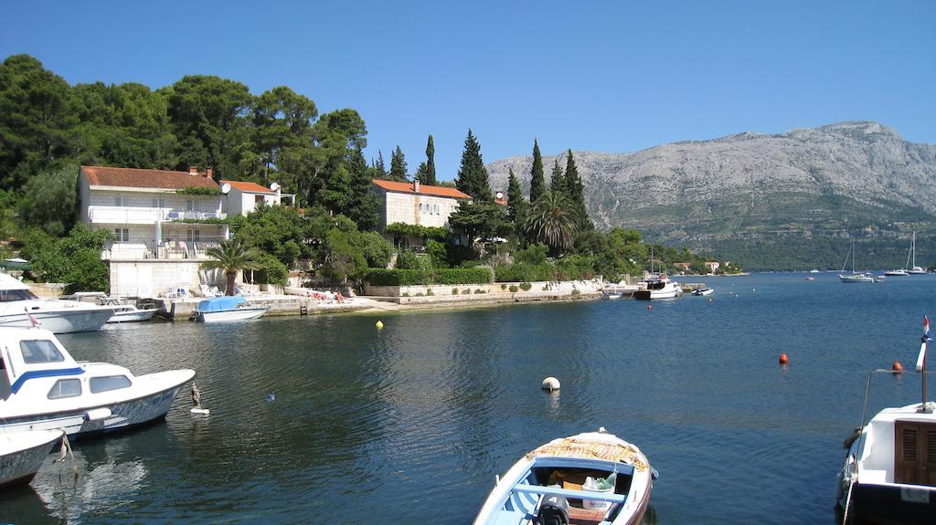 Apartments Luka Корчула Экстерьер фото