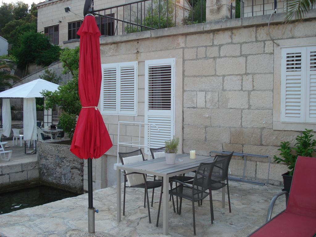 Apartments Luka Корчула Экстерьер фото